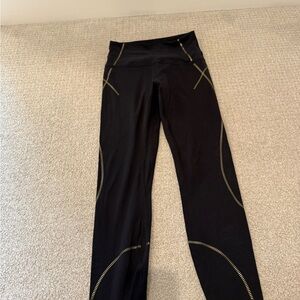 Lululemon Align legging 25” shine size 6 excellent condition